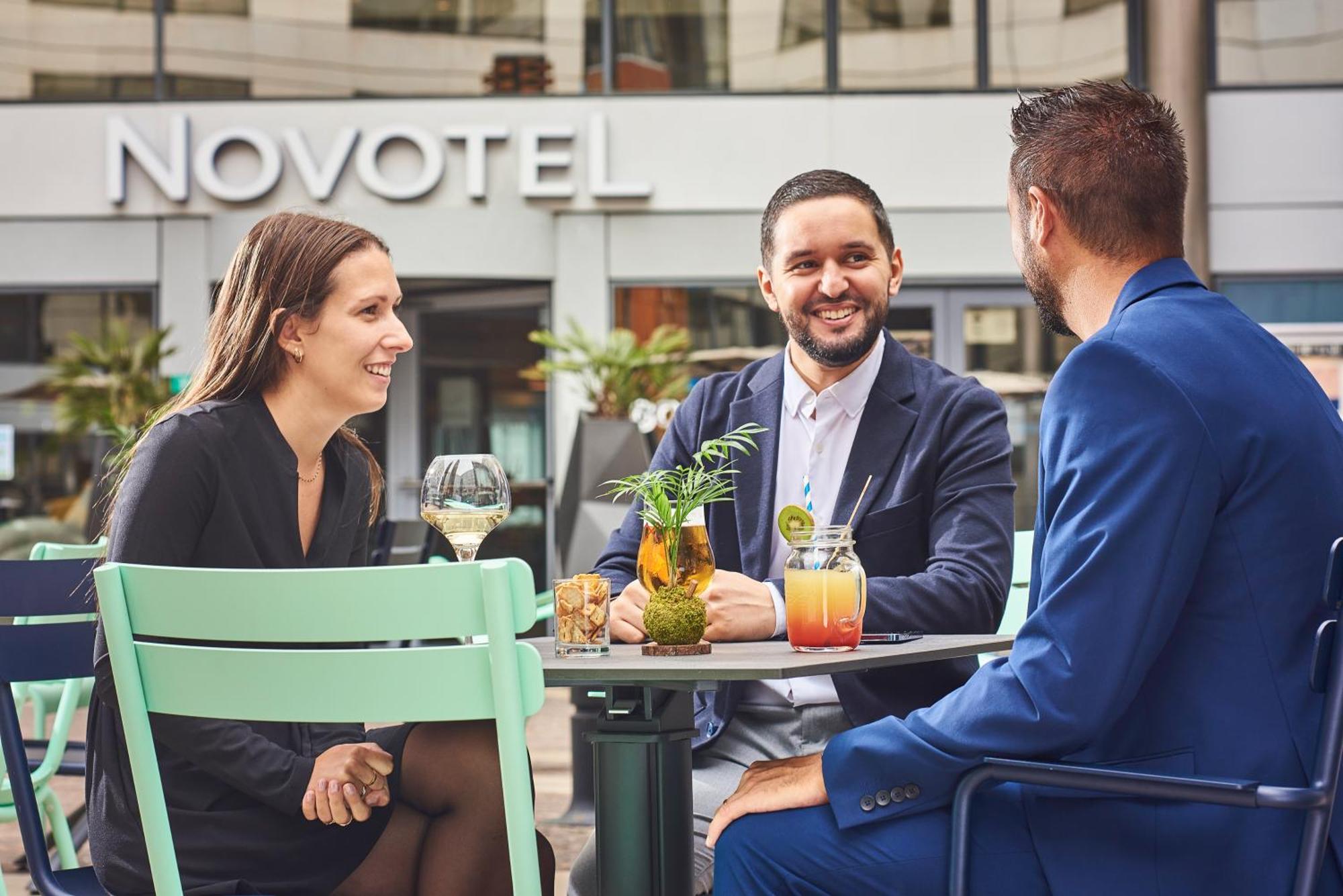 Novotel Paris Rueil Malmaison Екстер'єр фото