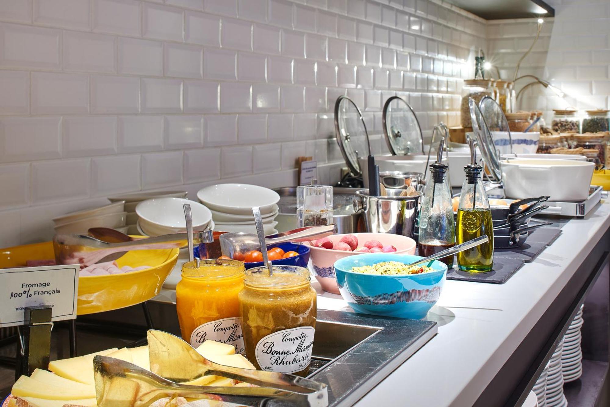 Novotel Paris Rueil Malmaison Екстер'єр фото