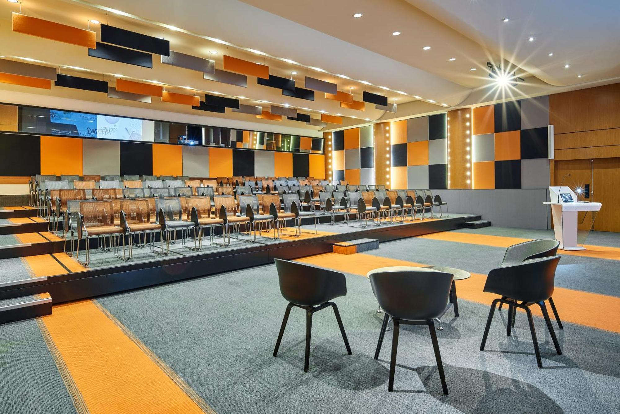 Novotel Paris Rueil Malmaison Екстер'єр фото