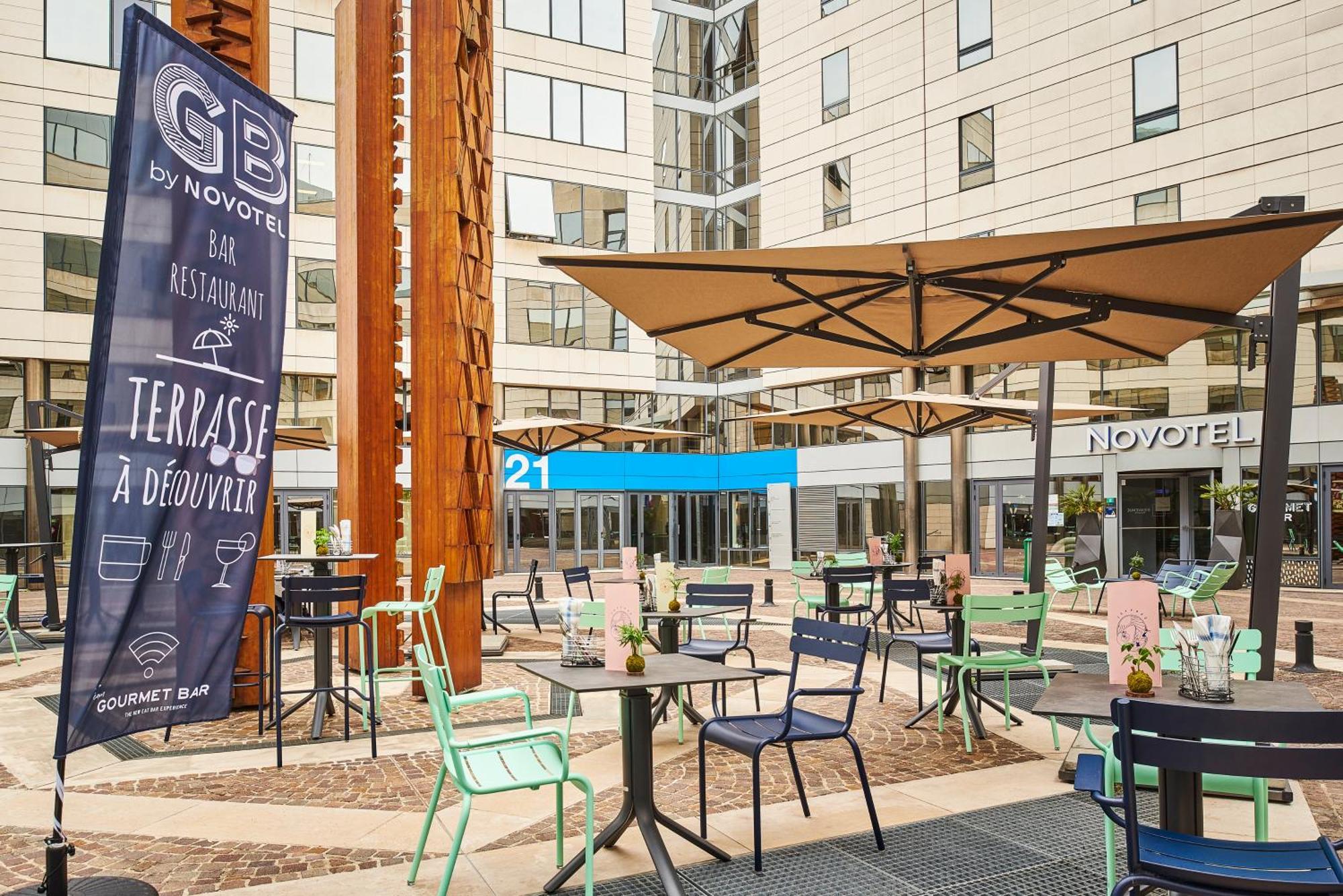 Novotel Paris Rueil Malmaison Екстер'єр фото