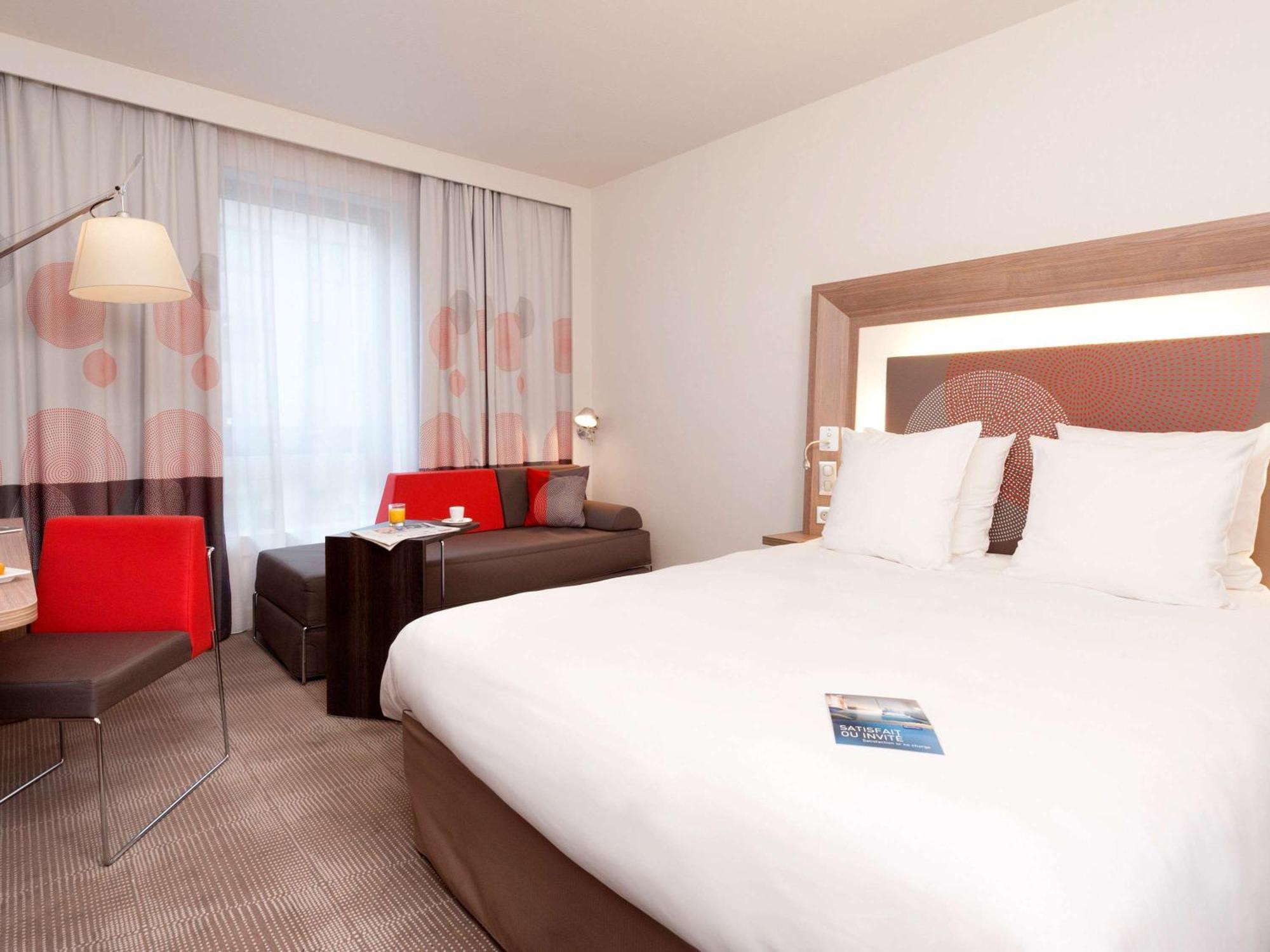 Novotel Paris Rueil Malmaison Екстер'єр фото