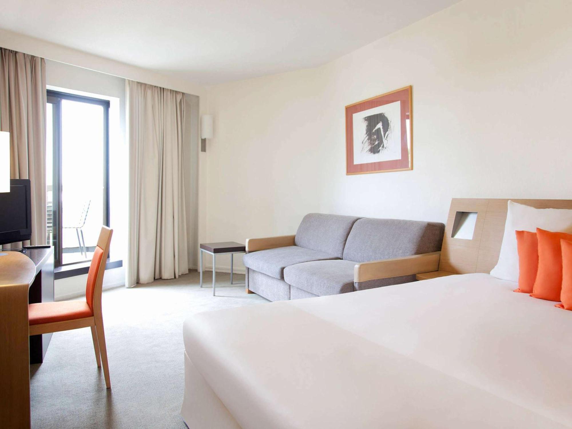 Novotel Paris Rueil Malmaison Екстер'єр фото
