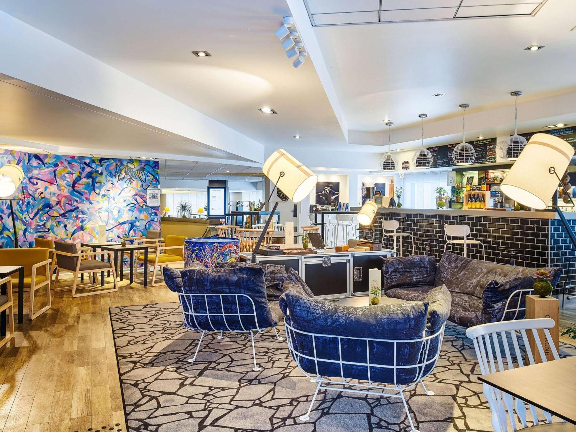 Novotel Paris Rueil Malmaison Екстер'єр фото