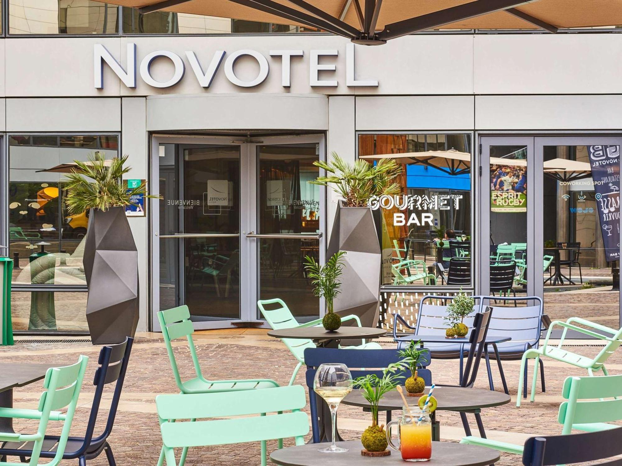 Novotel Paris Rueil Malmaison Екстер'єр фото