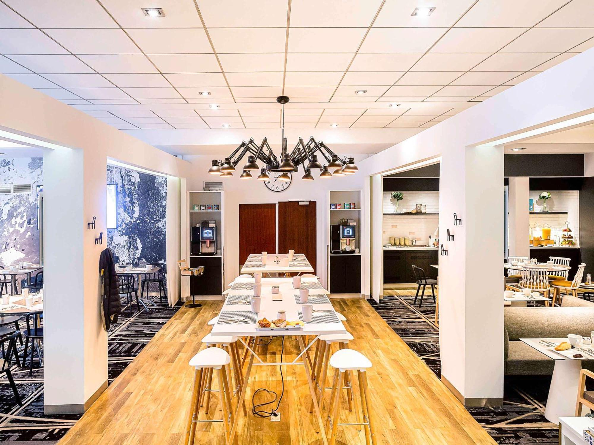 Novotel Paris Rueil Malmaison Екстер'єр фото