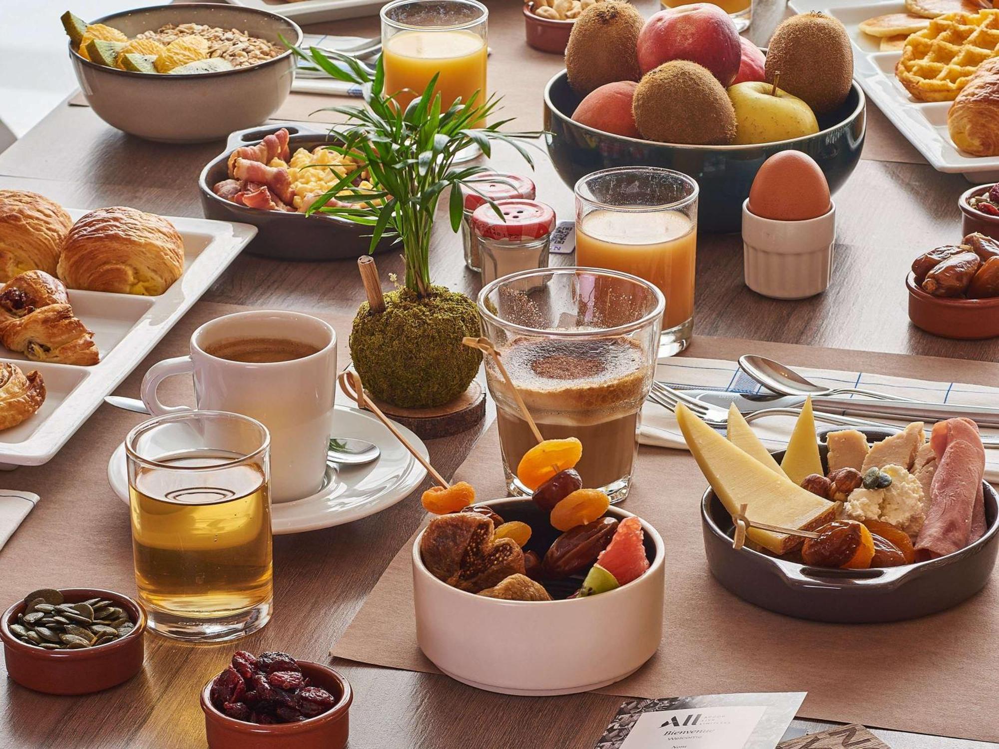 Novotel Paris Rueil Malmaison Екстер'єр фото